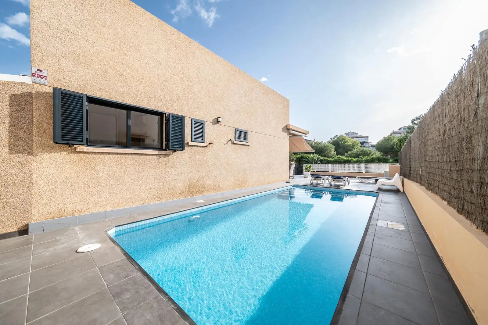 Sabrina 6 Villa