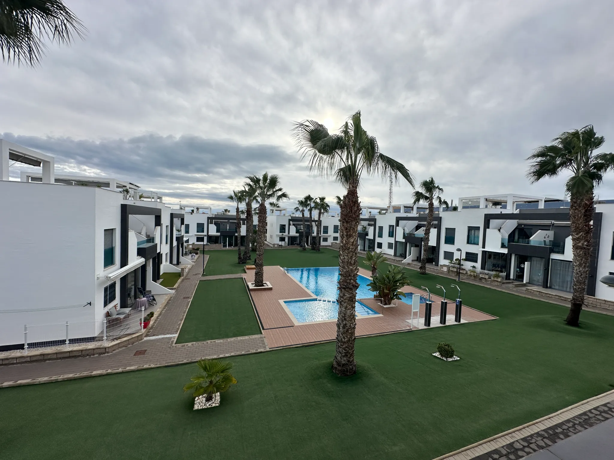 Oasis 1-6 — 13