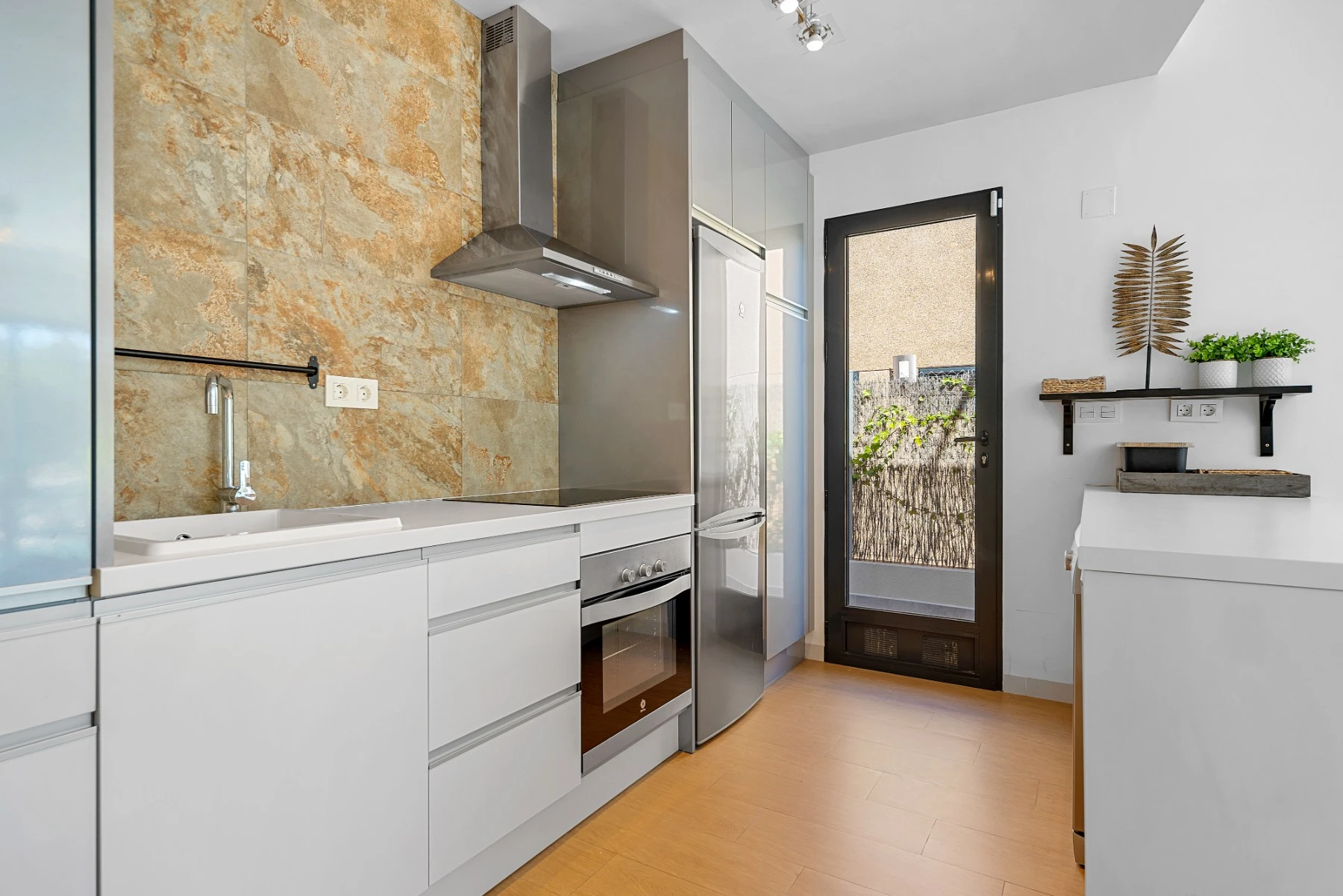 Villa Sabrina — 18