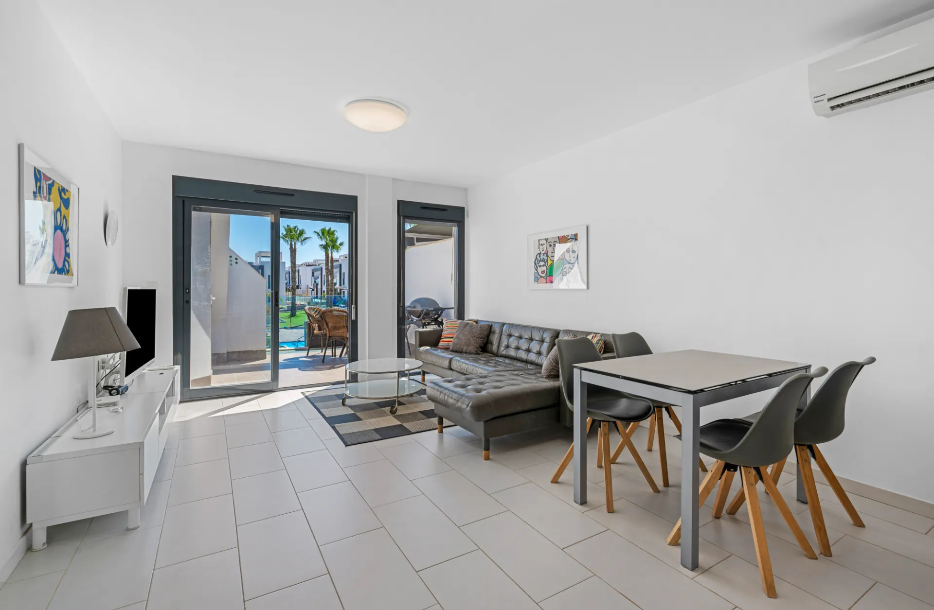 Oasis Beach 4-142