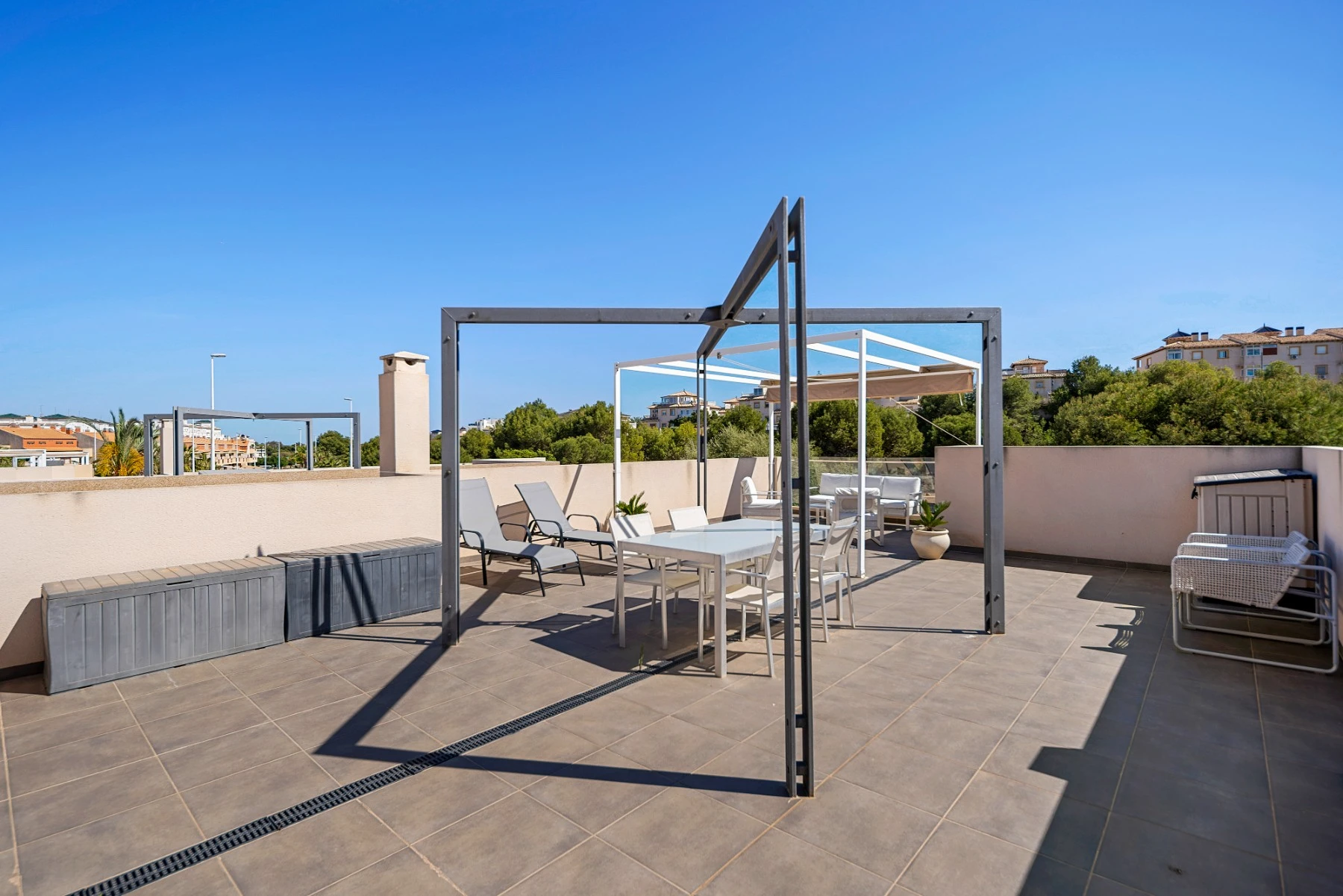 Villa Sabrina — 19