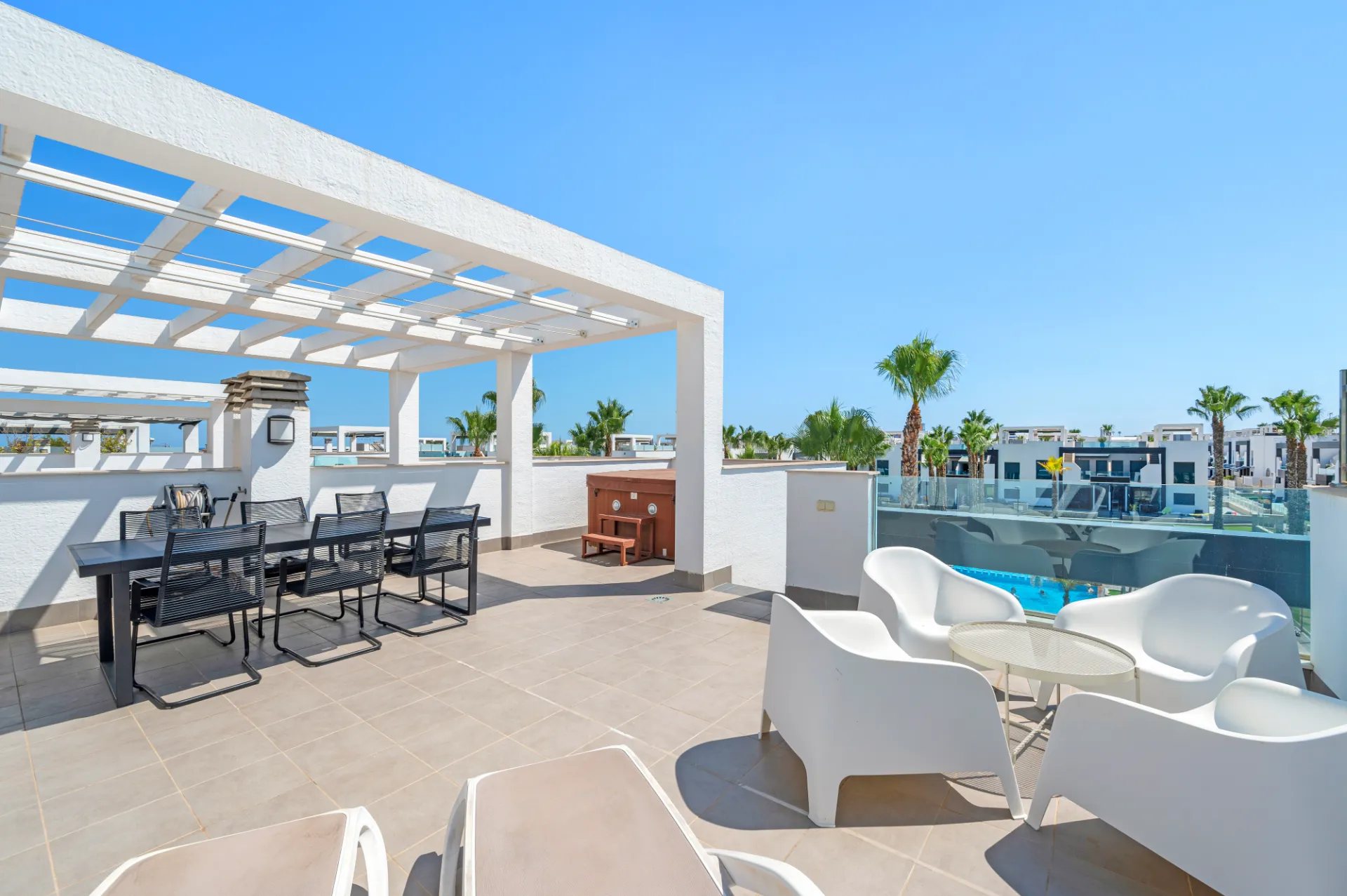 Oasis Beach 4-142