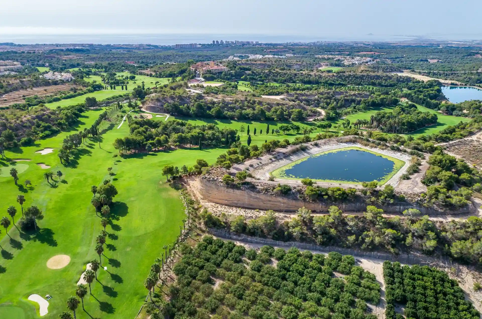 La Quinta — 42