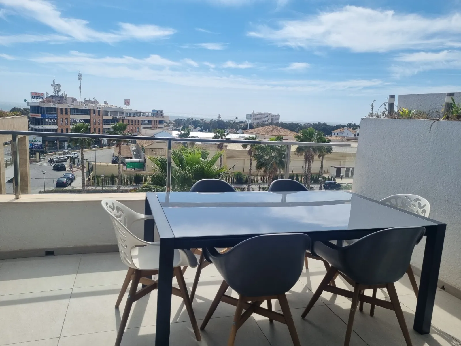 Flamenca Village Penthouse with sea views